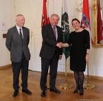 LH Hermann Schützenhöfer begrüßte die kroatische Botschafterin Vesna Cvjetkoviċ in der Grazer Burg