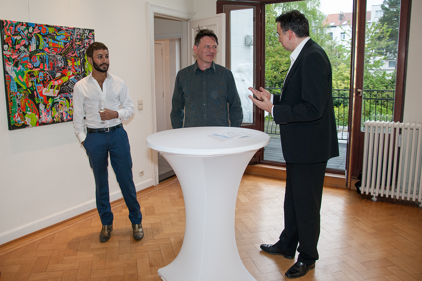 Der britische Künstler Nathan French, Artist-in-Europe Franz Konrad und Büroleiter Rondald Rödl Der britische Künstler Nathan French, Artist-in-Europe Franz Konrad und Büroleiter Rondald Rödl