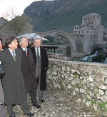 Vor der "Alten Brücke" in Mostar