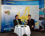 ... bei der Premiere der Europe-Direct Internet-TV-Serie "Café Europa" ... ... bei der Premiere der Europe-Direct Internet-TV-Serie "Café Europa" ...