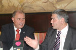 ... und mit Landtagspräsident Siegfried Schrittwieser im Landhaus (Fotos: Land Steiermark) ... und mit Landtagspräsident Siegfried Schrittwieser im Landhaus (Fotos: Land Steiermark)