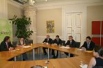 ... interessierten sich die Gäste aus Usbekistand für das steirische Know how in Wirtschaft und Forschung ...