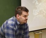 Philipp Isak erläuterte, wie die EU-Institutionen zusammenarbeiten.