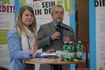 Helena Aigner und Josi Bauer erläuterten gut gelaunt die manchmal doch sperrigen Begriffe der Europäischen Union.