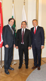 LH Franz Voves begrüßte den maltesischen Botschafter Keith Azzopardi gemeinsam mit Honorarkonsul Alois Sundl in der Grazer Burg (v.l.)