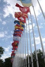 Die Flaggen der Mitgliedsstaaten des Europarats.