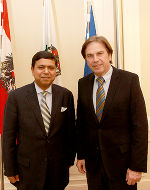 LH Franz Voves begrüßte heute Vormittag den Botschafter aus Bangladesch Abu Zafar in der Grazer Burg.
