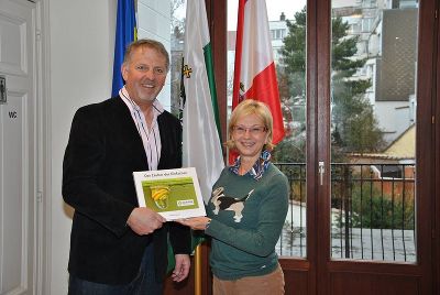 Volkhard Maier (Naturpark Sölktäler) und Roswitha Preininger (Steiermark-Büro Brüssel)