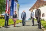 EU-Kommissar Johannes Hahn, Europaministerin Karoline Edtstadler, Landeshauptmann Hermann Schützenhöfer, Wissenschaftslandesrätin Barbara Eibinger-Miedl und Club Alpbach Steiermark-Vorsitzender Herwig Hösele (v.l.) beim Pfingstdialog 2021.