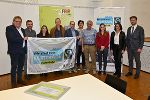 Bgm. Herbert Mießl (l.) mit Mitgliedern der Fairtrade-Arbeitsgruppe. © Fotos: Josef Mascher; Nutzung bei Quellenangabe honorarfrei